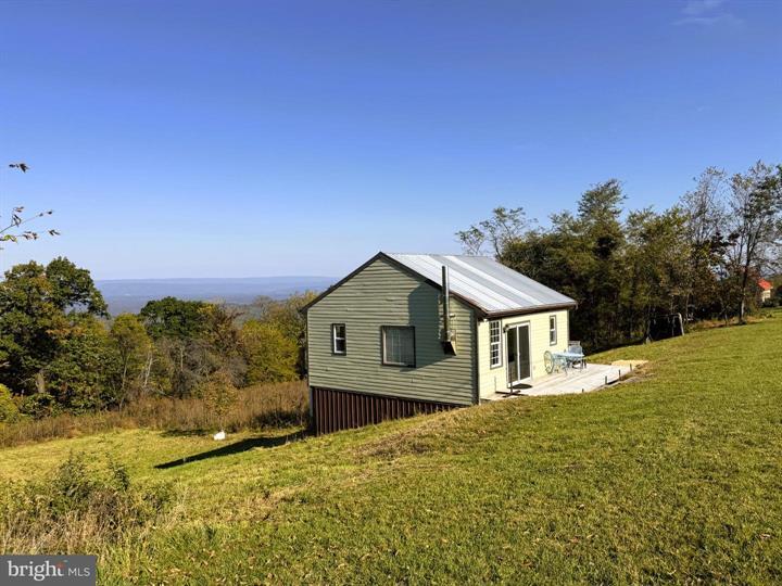 518 S Apple Ridge Road, ROMNEY - Photo 2 of 25