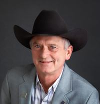 Del Knudson - Professional headshot