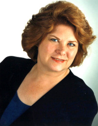 Carolyn Knight - Professional headshot