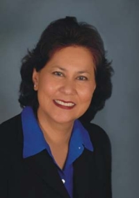 Lydia (Lynn) Koch - Professional headshot