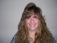 Donna McGroder - Professional headshot