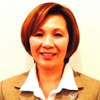 HOLLY TRUONG - Professional headshot