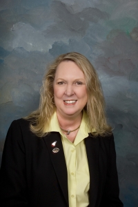 Julia Potts - Professional headshot
