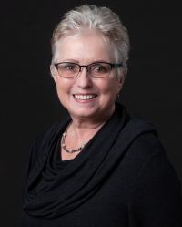 Sandi Smith - Professional headshot