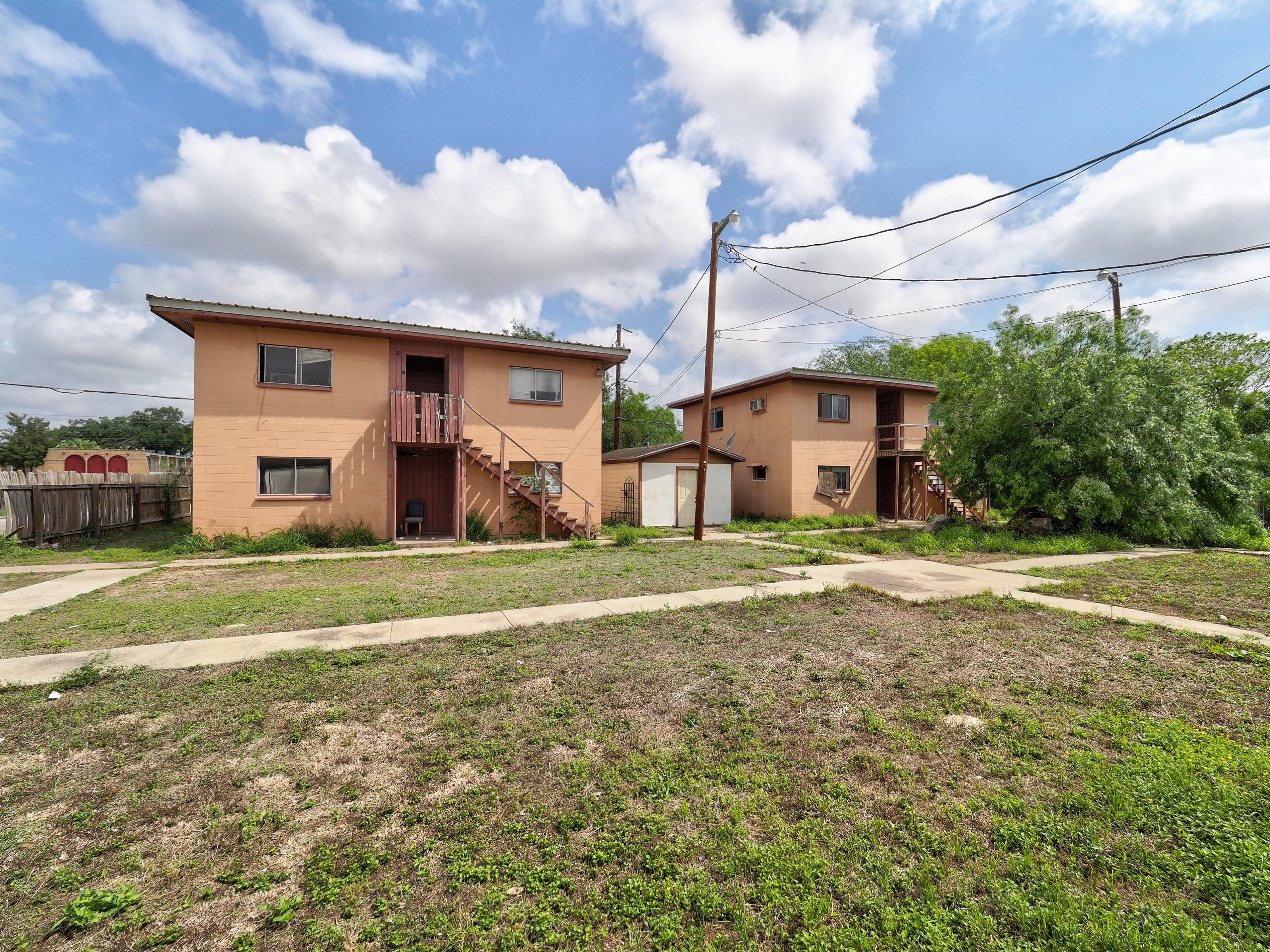 628 W Mesquite Ave, Kingsville - Photo 7 of 10