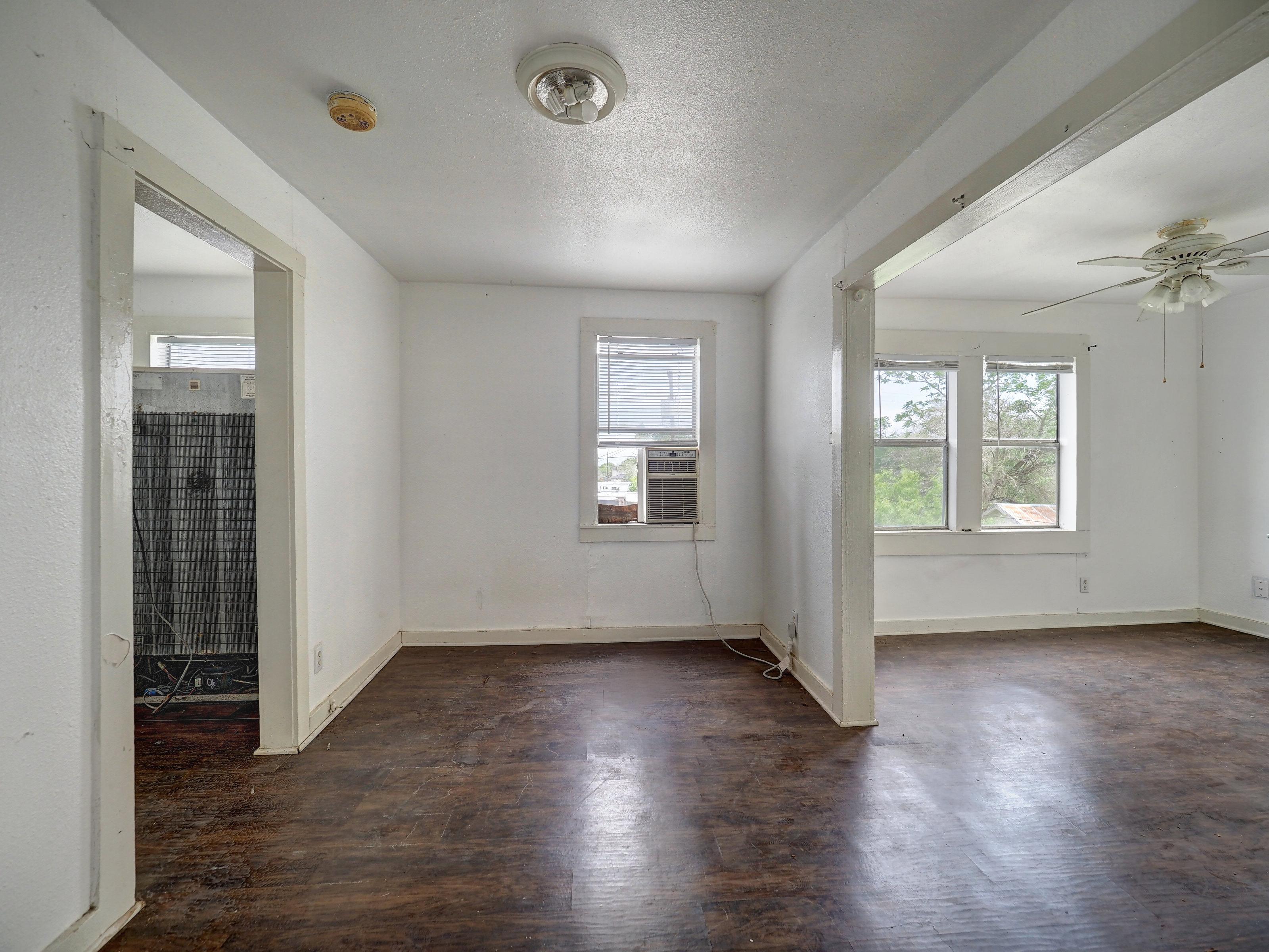 1106 E Huisache Ave, Kingsville - Photo 25 of 26