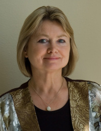 Natalie Rubik - Professional headshot
