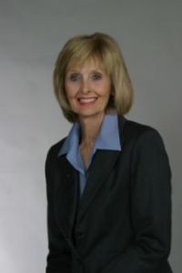 Gloria Elder - Professional headshot