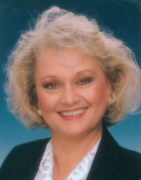 Gloria Price - Professional headshot