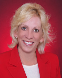 Polly Eagan - Professional headshot