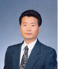 FRANK NOH - Professional headshot