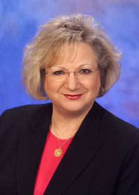 Rosanda Kelly - Professional headshot