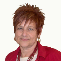 Tressie Young - Professional headshot