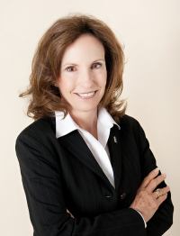 Janice Cavaliere - Broker/Owner - Professional headshot