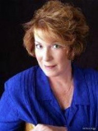 Cathy Canelli - Professional headshot