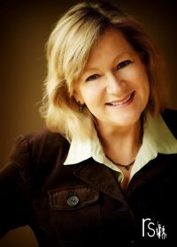 Jan Deckard - Professional headshot