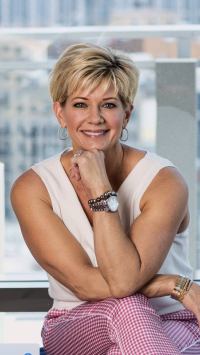 Susie Scheuber - Professional headshot