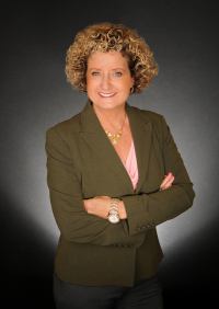Rosalind  Roz DeGraff - Professional headshot