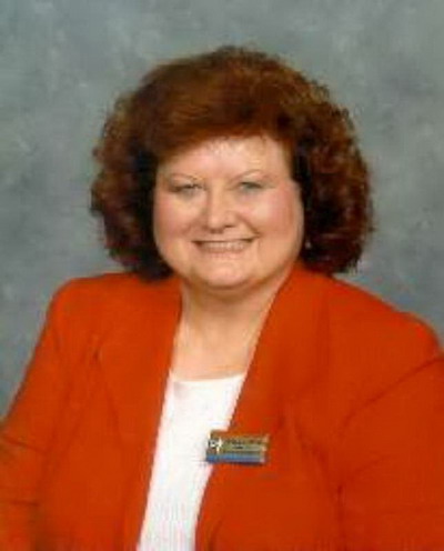 Diana Eyink - Professional headshot