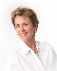 Darlene Sheets - Professional headshot