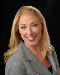 Michelle Bippus - Professional headshot