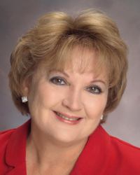Janet Fox - Professional headshot