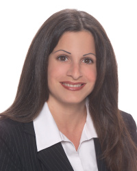 Karen Hookstra - Professional headshot