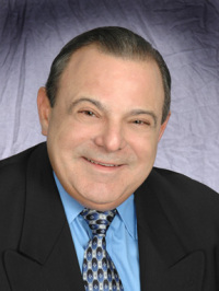 Robert Prieto - Professional headshot