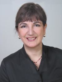 Vana Kikos - Professional headshot
