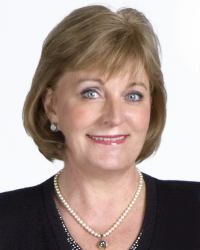 Sandy Lund - Professional headshot
