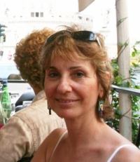 Mariana Fiorentino - Professional headshot