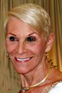 Sandra Papa - Professional headshot