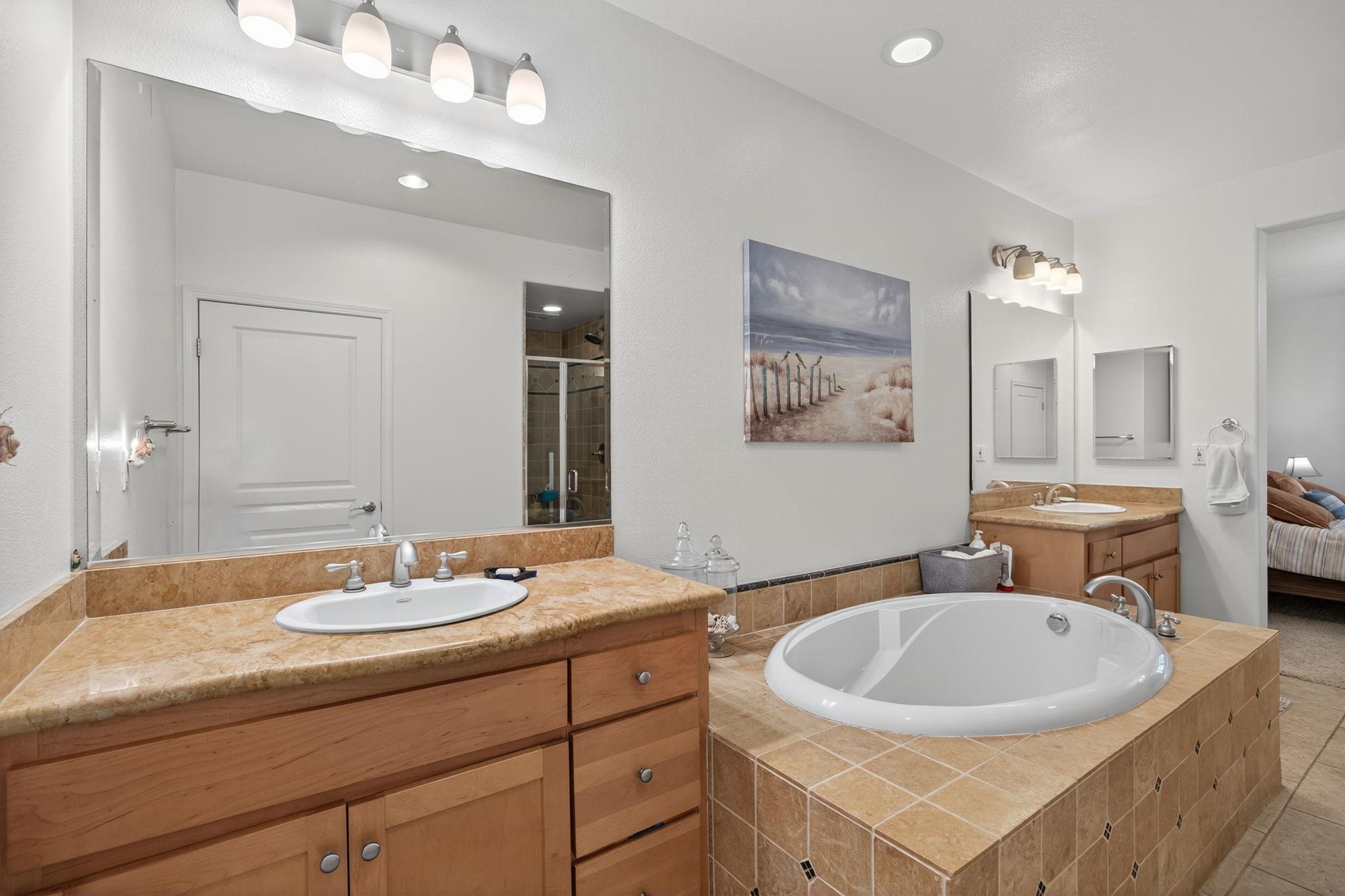 1423 Windshore Way, Oxnard - Photo 16 of 23