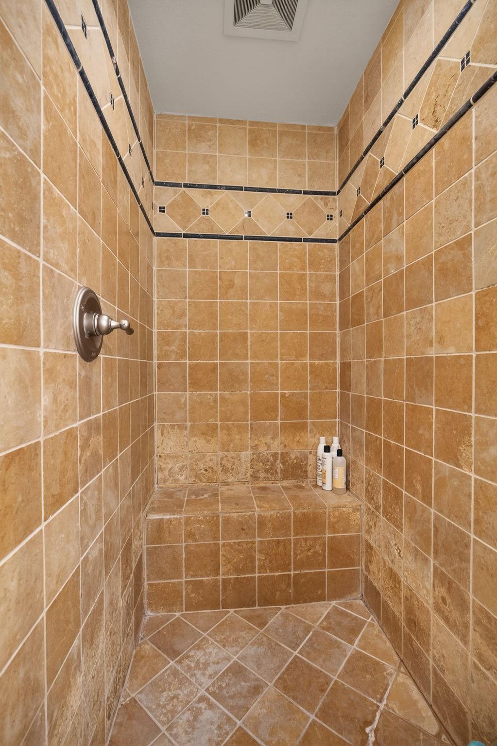 1423 Windshore Way, Oxnard - Photo 19 of 23