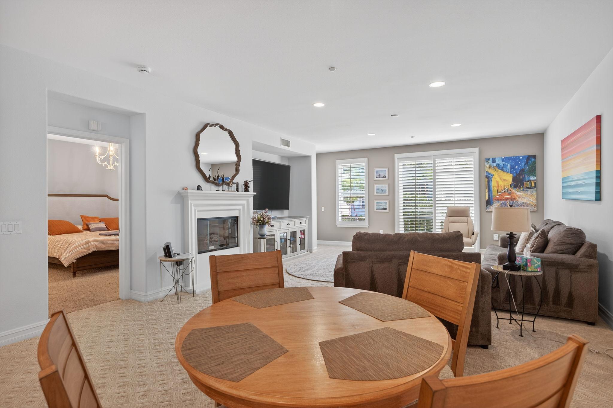 1423 Windshore Way, Oxnard - Photo 9 of 23
