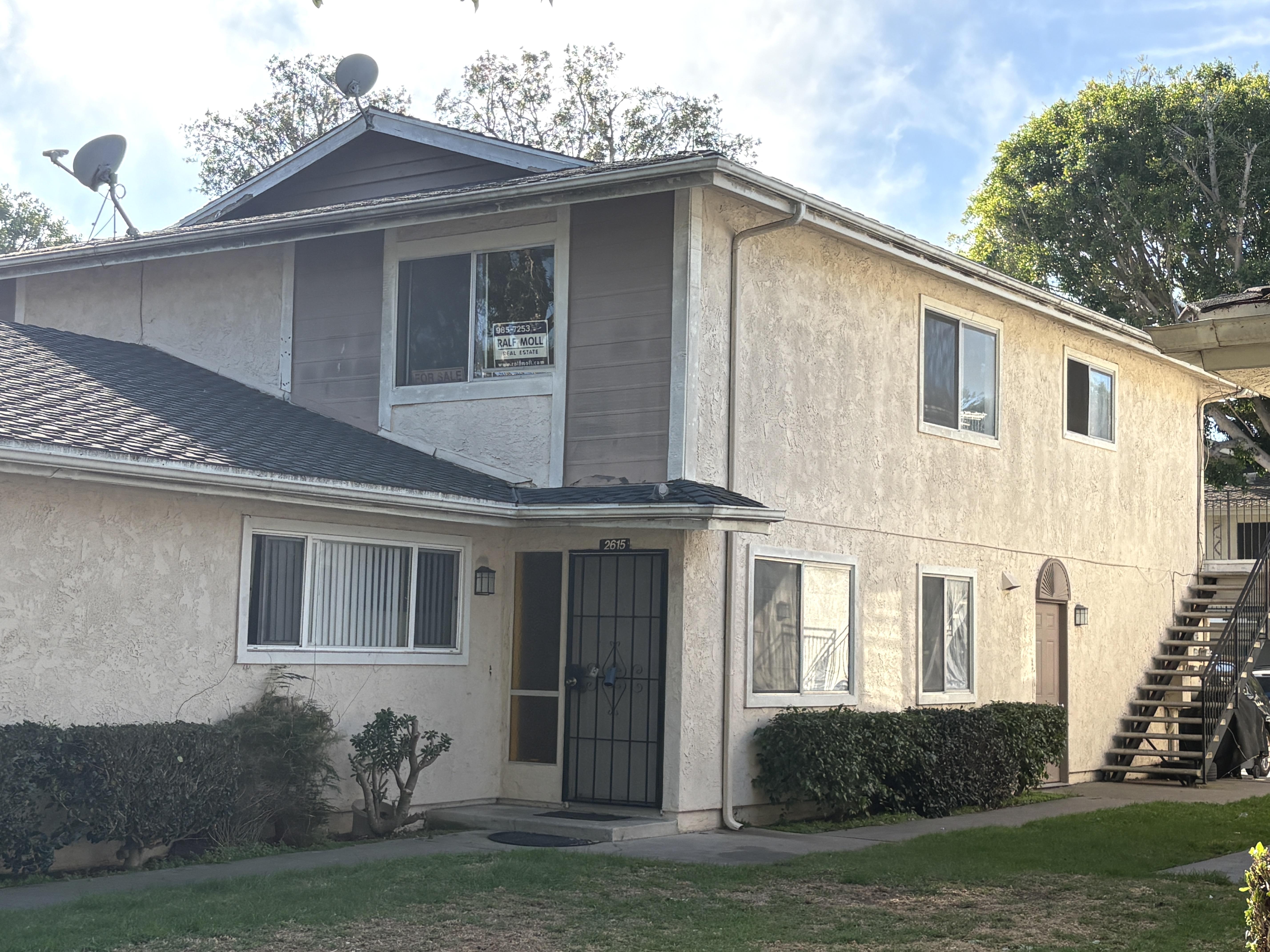 Condo/Townhouse at 2615 Yardarm Avenue