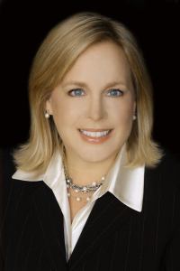 Cyndi Bush - Professional headshot