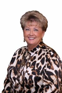 Patricia Woolard - Professional headshot