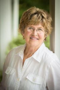 Gay Smith - Professional headshot