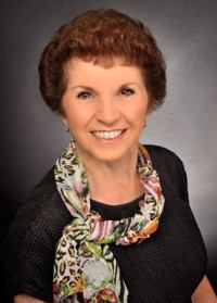 Maureen Golmont - Professional headshot