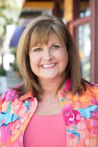 Mary DaSilva - Professional headshot