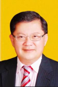 Garvy Hou - Professional headshot