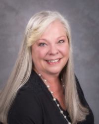 Karen Rustan - Professional headshot