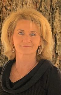 Rhonda Hasting - Professional headshot