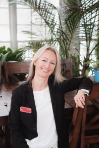 Anna Vidal - Professional headshot