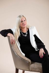 Annette Wilcox - Professional headshot