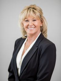 Robin Martino - Professional headshot