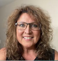 Karen Mordus - Professional headshot