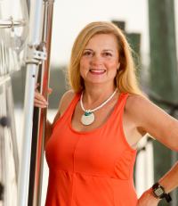 Leigh McPherson - Professional headshot